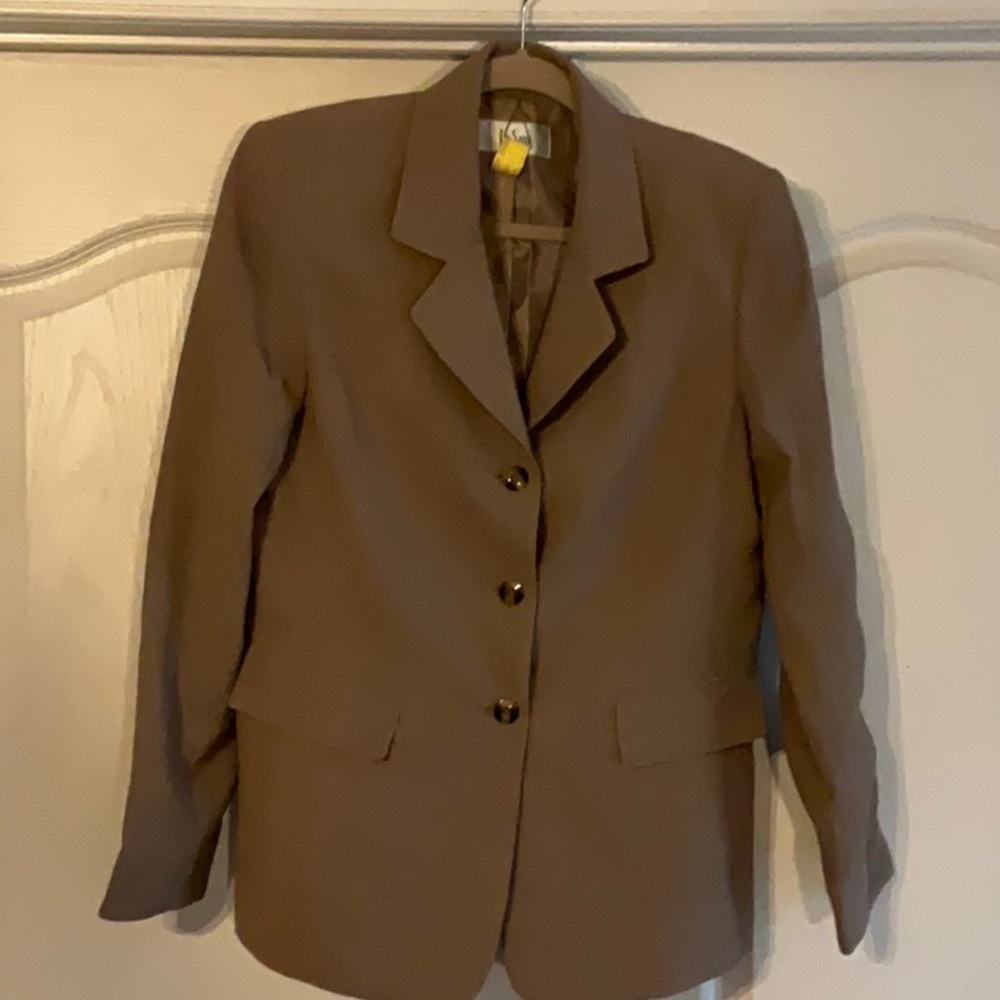 Woman’s blazer